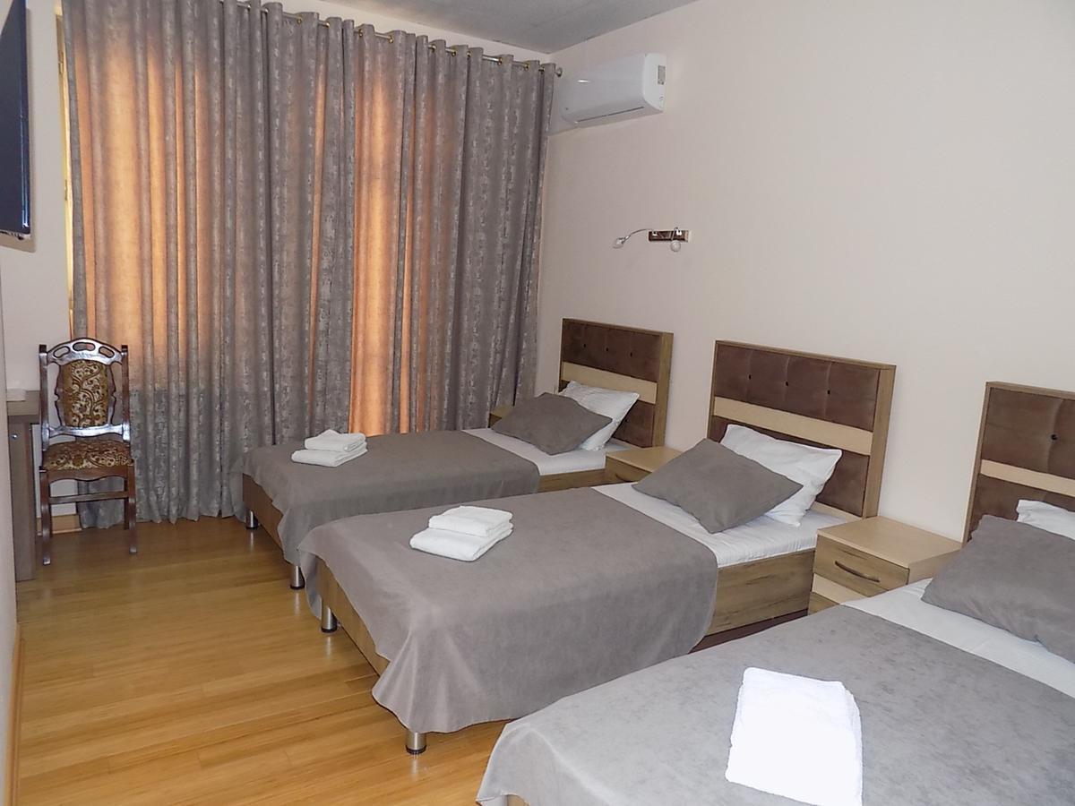 Hotel Mars Zugdidi Exteriér fotografie