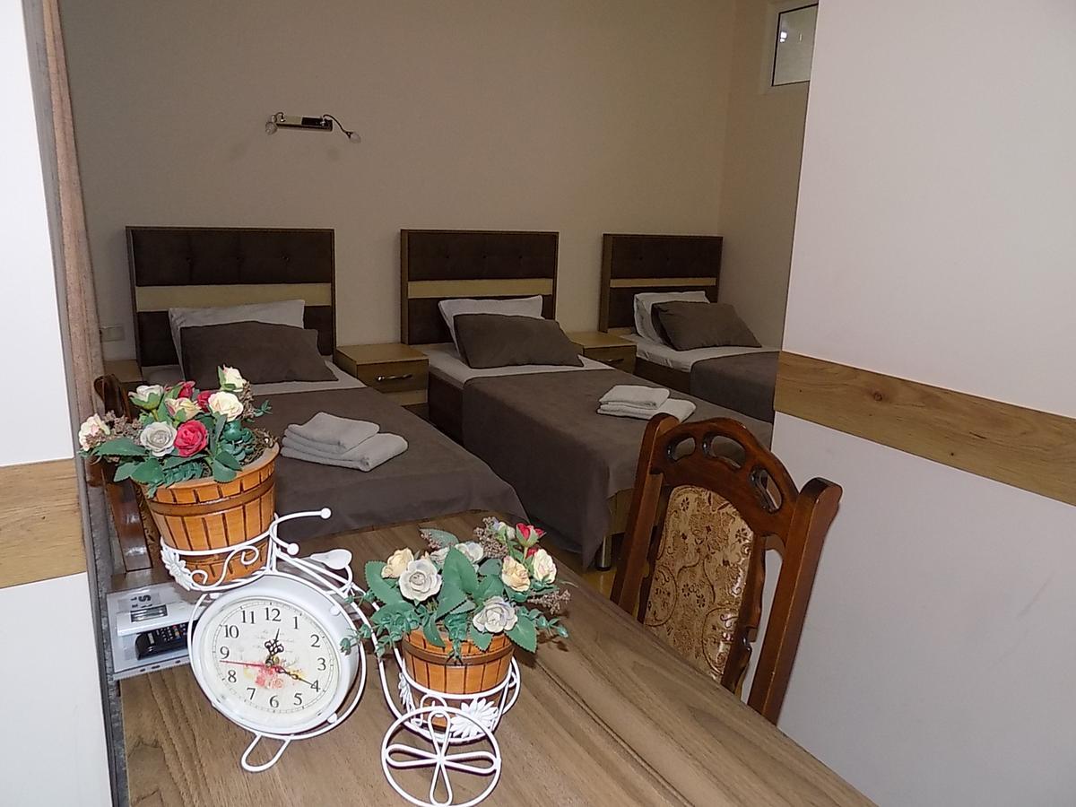 Hotel Mars Zugdidi Exteriér fotografie